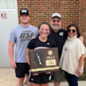 Meet your Posher, Hailey